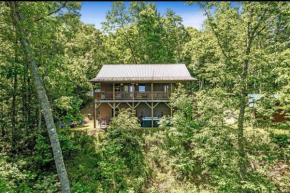 Nantahala Nook, cabin w/hot tub,game room, & wifi